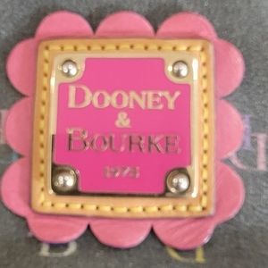 Dooney & Bourke Tan Shoulder Bag (See Full Description!)